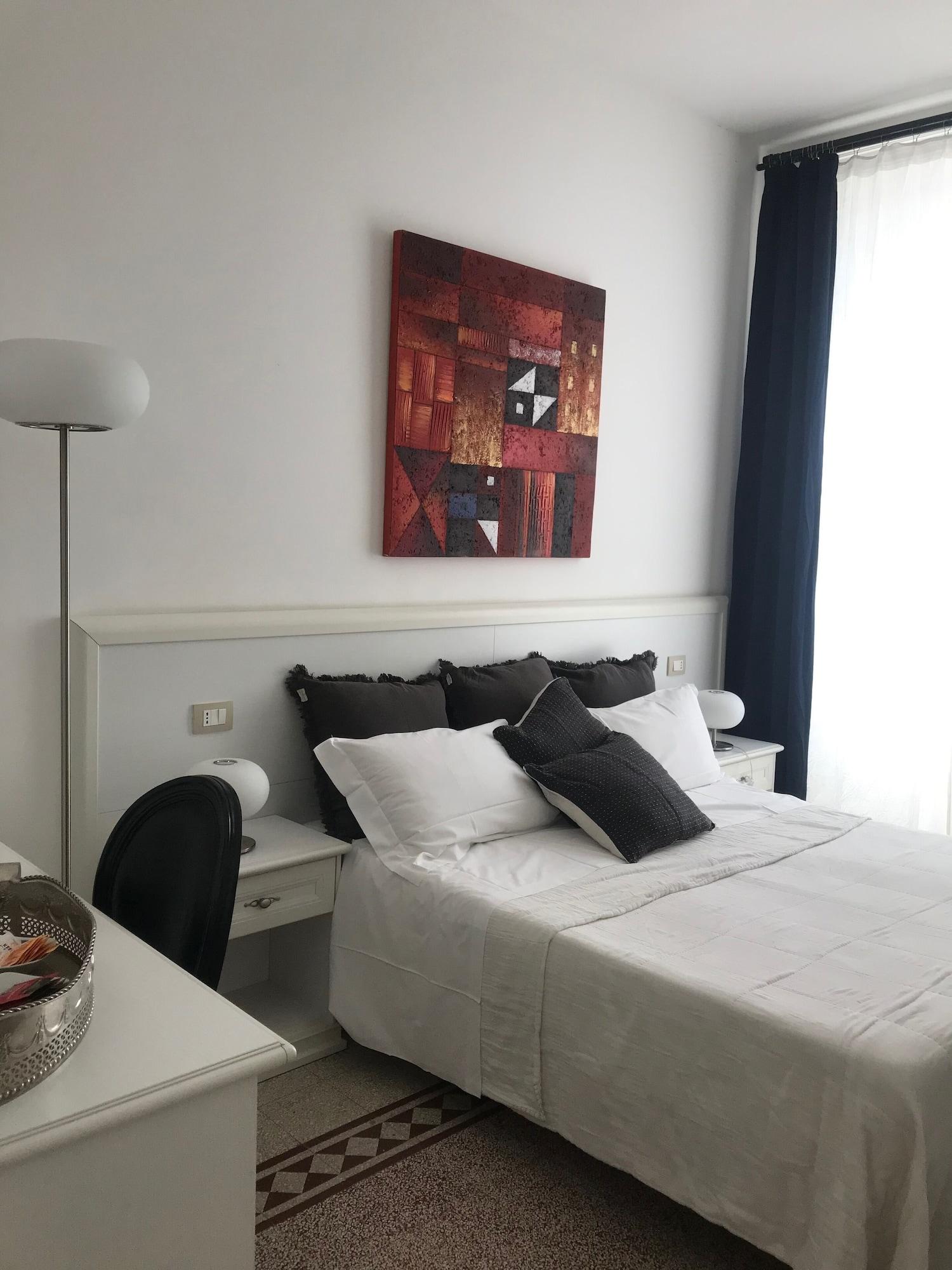 B&B Nike - Rooms Only Syracuse Eksteriør bilde